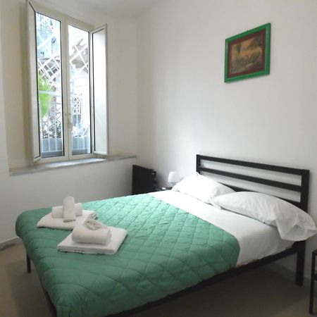 A Casa Di Ilaria Apartment Naples Exterior photo