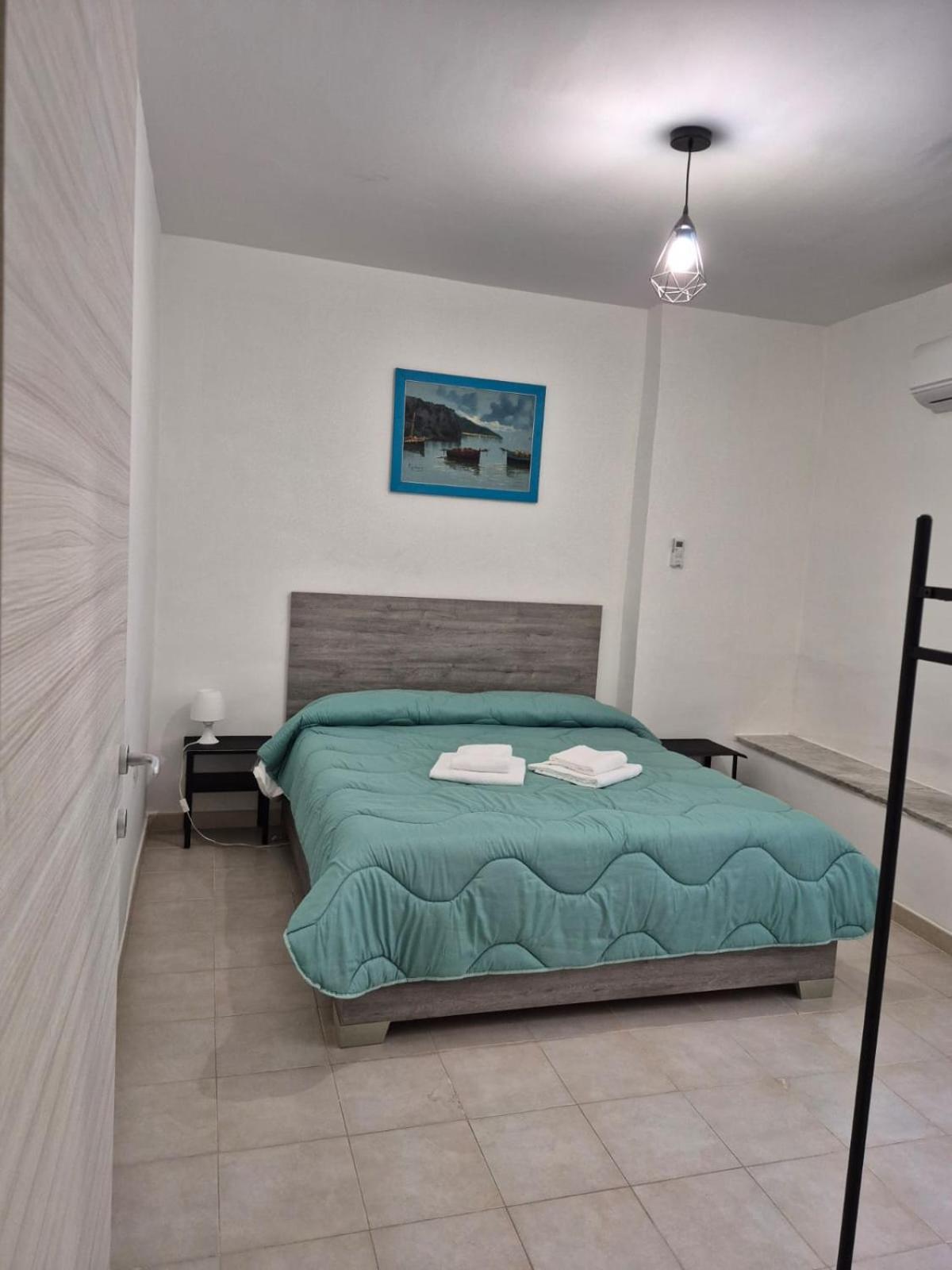A Casa Di Ilaria Apartment Naples Exterior photo